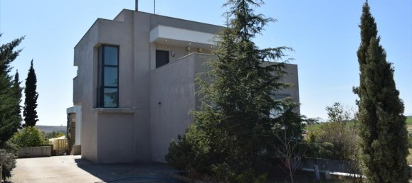 6 bedrooms Commercial property in Epanomi, Greece No. 5834 2