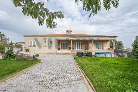 5 bedrooms House in Oliveira, Portugal No. 240632