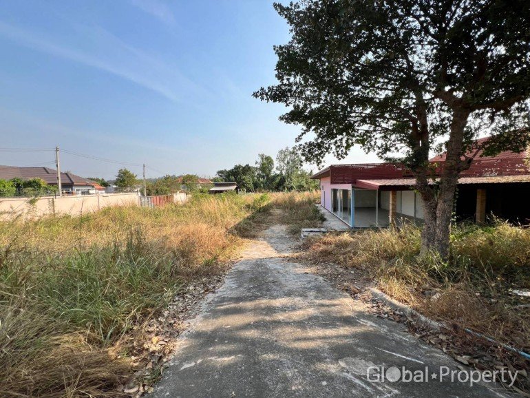  Commercial property in Pattaya, Thailand No. 19843