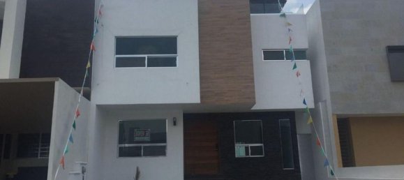 Casa de 3 dormitorios en Querétaro, Mexico No. 148022 2