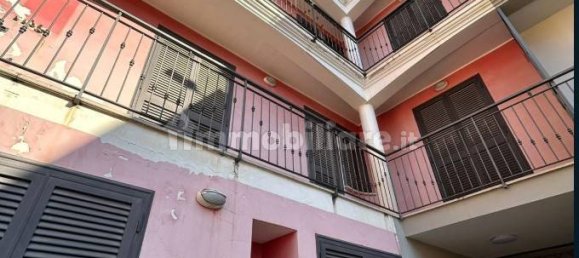 Apartamento de 2 dormitorios en Marcianise, Italy No. 7588 27