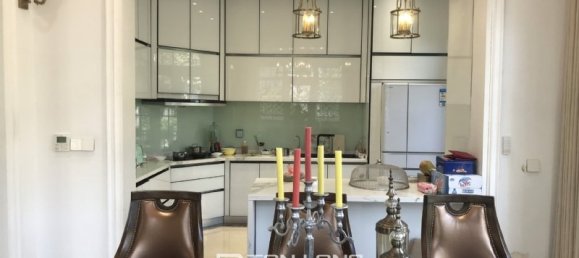 5 bedrooms Villa in Long Bien, Vietnam No. 929 5