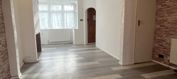 2 bedrooms Commercial property in Kent, United Kingdom No. 6186 2