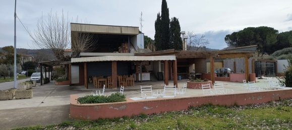 420m² Commercial property in Magione, Italy No. 69518 29