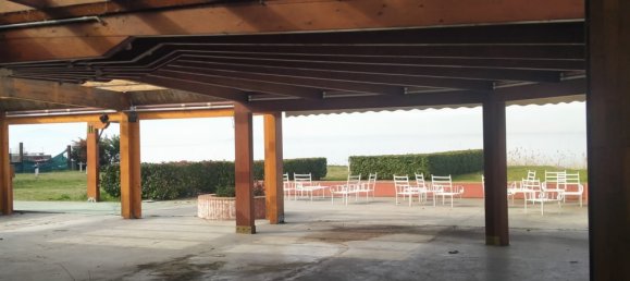 420m² Commercial property in Magione, Italy No. 69518 12