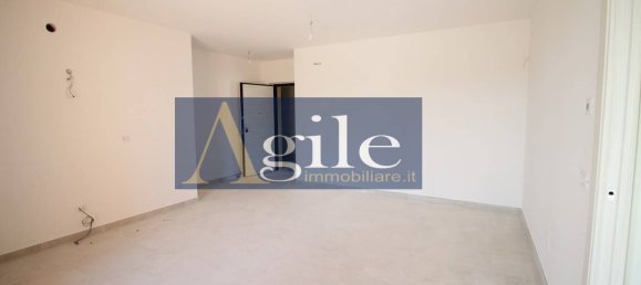2 bedrooms Apartment in Spinetoli, Italy No. 270136 2