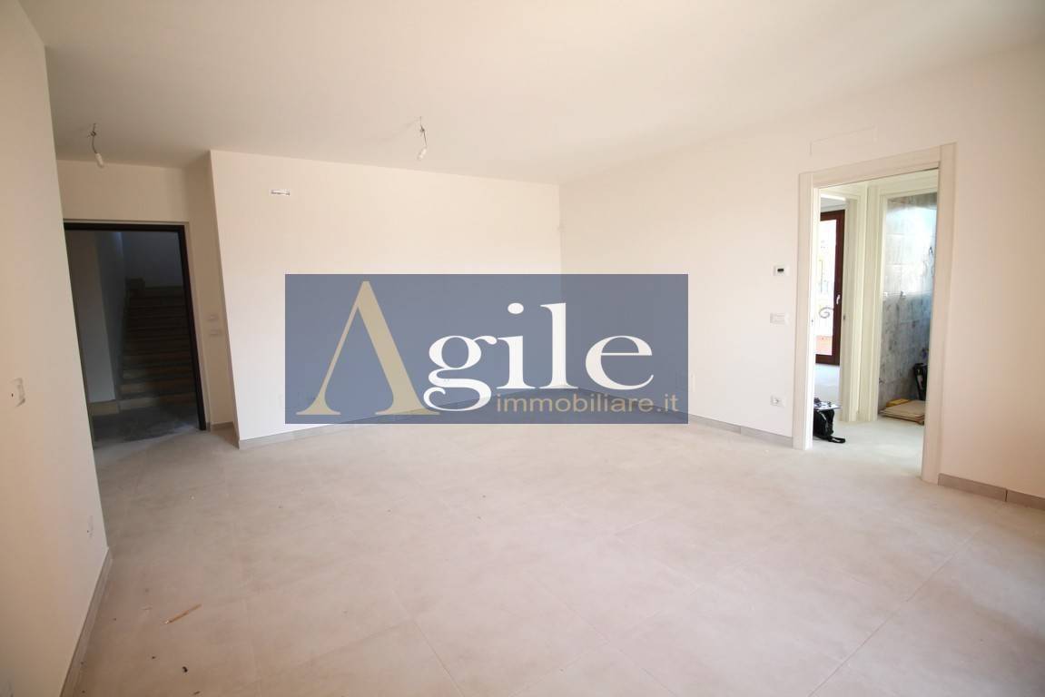 2 bedrooms Apartment in Spinetoli, Italy No. 270136