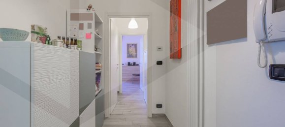 2-Zimmer Wohnung in Bologna, Italy, Nr. 24963 3