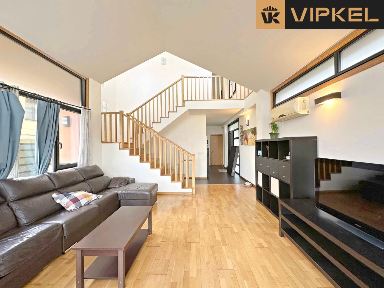 4 Schlafzimmer Haus in Bergondo, Spain, Nr. 46154