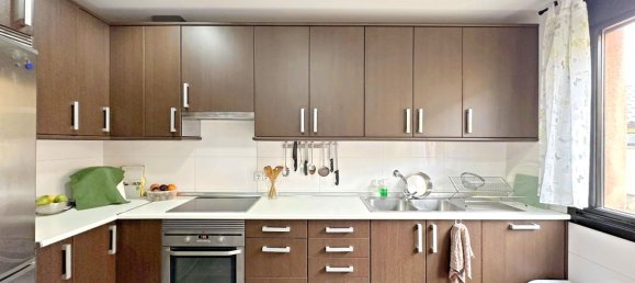 4 Schlafzimmer Haus in Bergondo, Spain, Nr. 46154 16