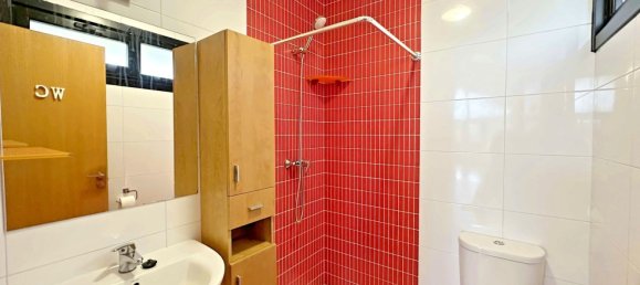 4 Schlafzimmer Haus in Bergondo, Spain, Nr. 46154 22