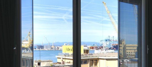 4-salle Penthouse à Genoa, Italy No. 305200 18