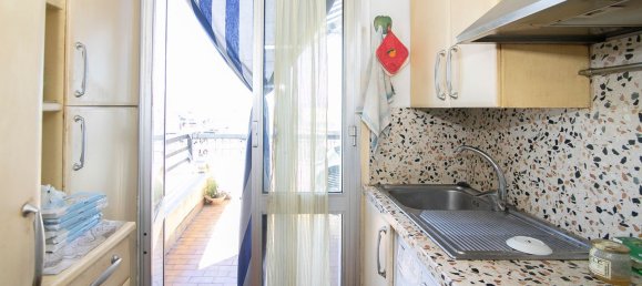 4-salle Penthouse à Genoa, Italy No. 305200 6