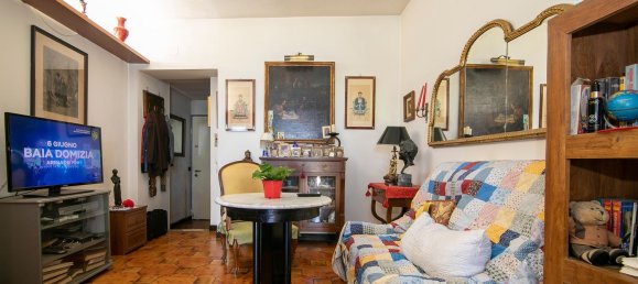 4-salle Penthouse à Genoa, Italy No. 305200 10