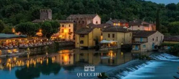 3 bedrooms Villa in Monzambano, Italy No. 282352 3