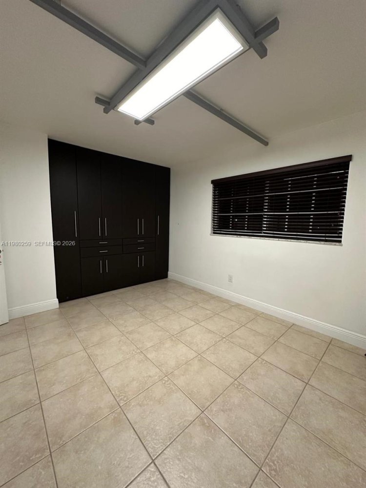 2 dormitorios propiedad comercial en venta en Miami, Miami-Dade, Florida, USA № 615370