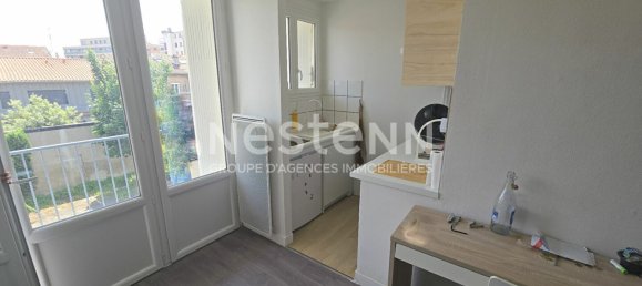 Studio in Toulouse, France No. 356884 10