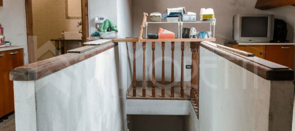 Casa de 8 divisões em Collesalvetti, Italy N.º 106894 32