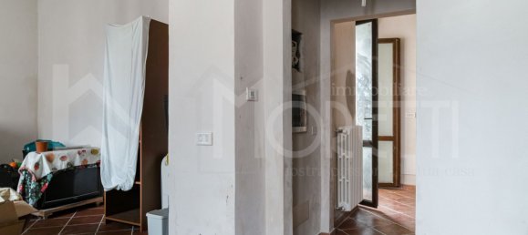 Casa de 8 divisões em Collesalvetti, Italy N.º 106894 8