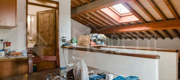 Casa de 8 divisões em Collesalvetti, Italy N.º 106894 36