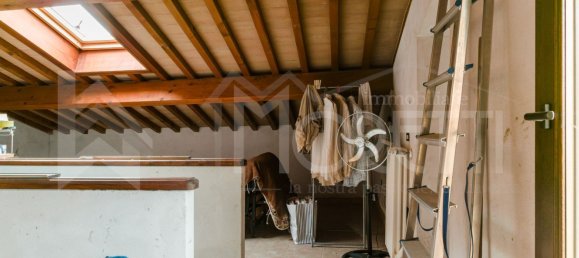 Casa de 8 divisões em Collesalvetti, Italy N.º 106894 44