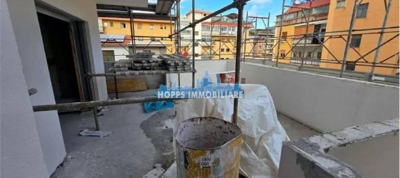 5 rooms Apartment in Palermo, Italy No. 41259 12