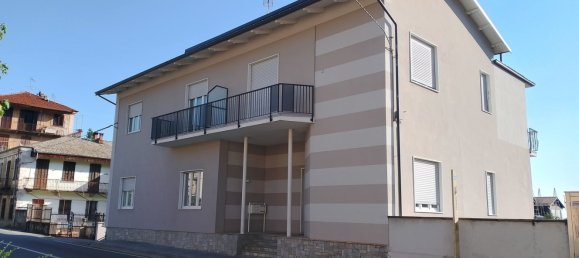 2 bedrooms Apartment in Barge, Italy No. 352577 20