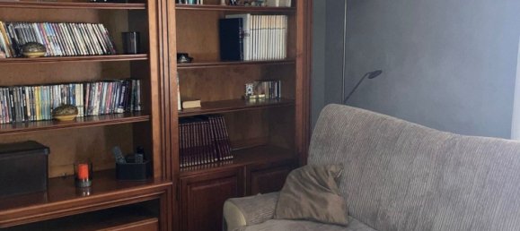 Apartamento de 3 dormitorios en Córdoba, Spain No. 160860 4