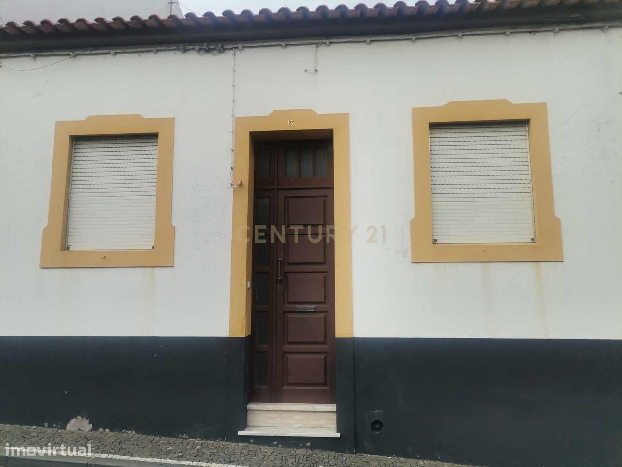 3 bedrooms House in Angra do Heroismo, Portugal No. 235870