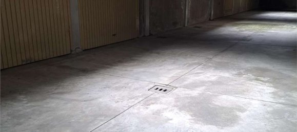 Apartamento de 3 divisões em Muggiò, Italy N.º 8566 23