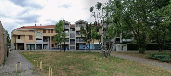 Apartamento de 3 divisões em Muggiò, Italy N.º 8566 15