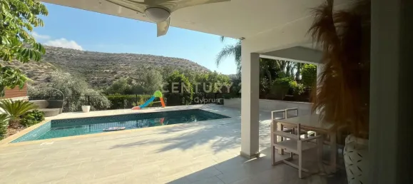 4 bedrooms Villa in Germasogeia, Cyprus No. 5510 15