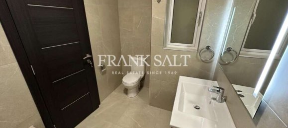 Apartamento de 3 dormitorios en Pembroke, Malta No. 10539 9