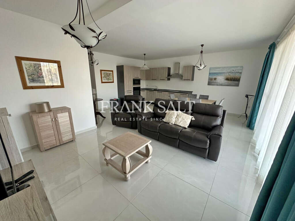 Apartamento de 3 dormitorios en Pembroke, Malta No. 10539