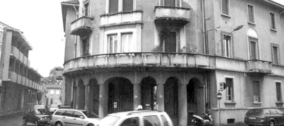 3-salle Appartement à Busto Garolfo, Italy No. 95766 3