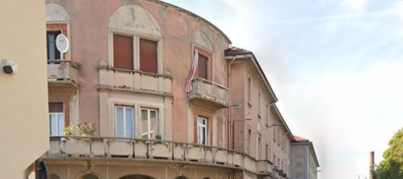 3-salle Appartement à Busto Garolfo, Italy No. 95766 16