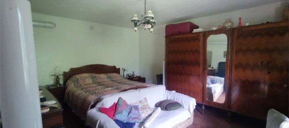 6 rooms Apartment in Ospedaletto, Italy No. 203764 8