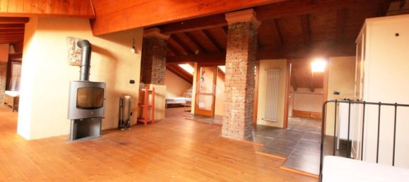 6 rooms House in Castellamonte, Italy No. 17991 17