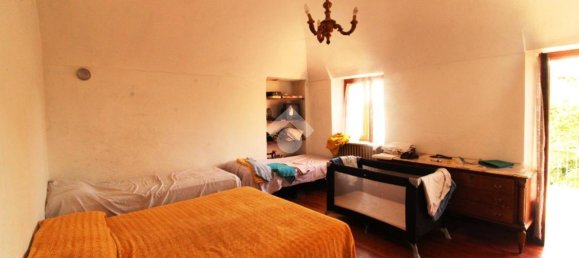 6 rooms House in Castellamonte, Italy No. 17991 30