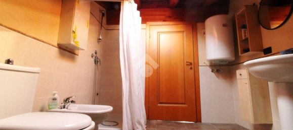 6 rooms House in Castellamonte, Italy No. 17991 20