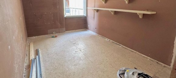 Apartamento de 4 dormitorios en San Giuliano Milanese, Italy No. 357884 13