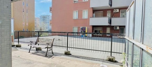 Apartamento de 4 dormitorios en San Giuliano Milanese, Italy No. 357884 5