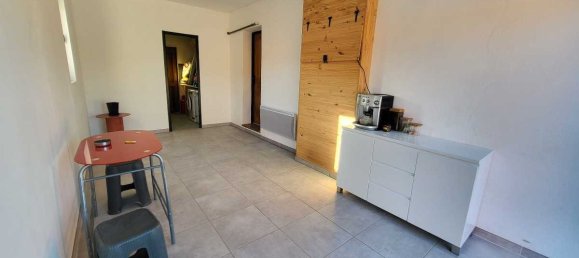 4 bedrooms Villa in Cayrac, France No. 195640 9