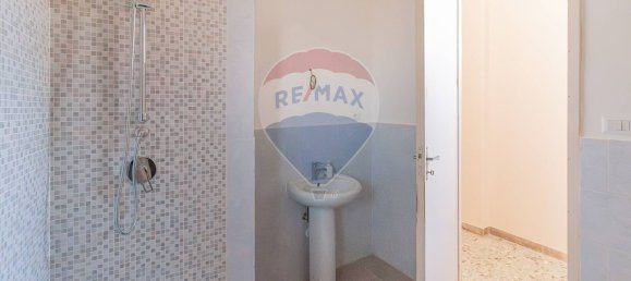 5-salle Appartement à Acireale, Italy No. 45155 24