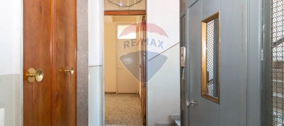 5-salle Appartement à Acireale, Italy No. 45155 2