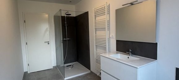 3 bedrooms House in Bouchain, France No. 245771 3