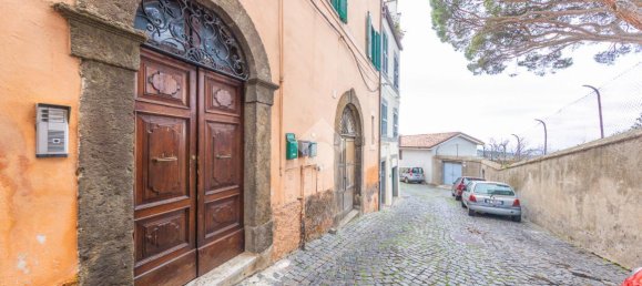 Studio in Monte Porzio Catone, Italy No. 152643 3