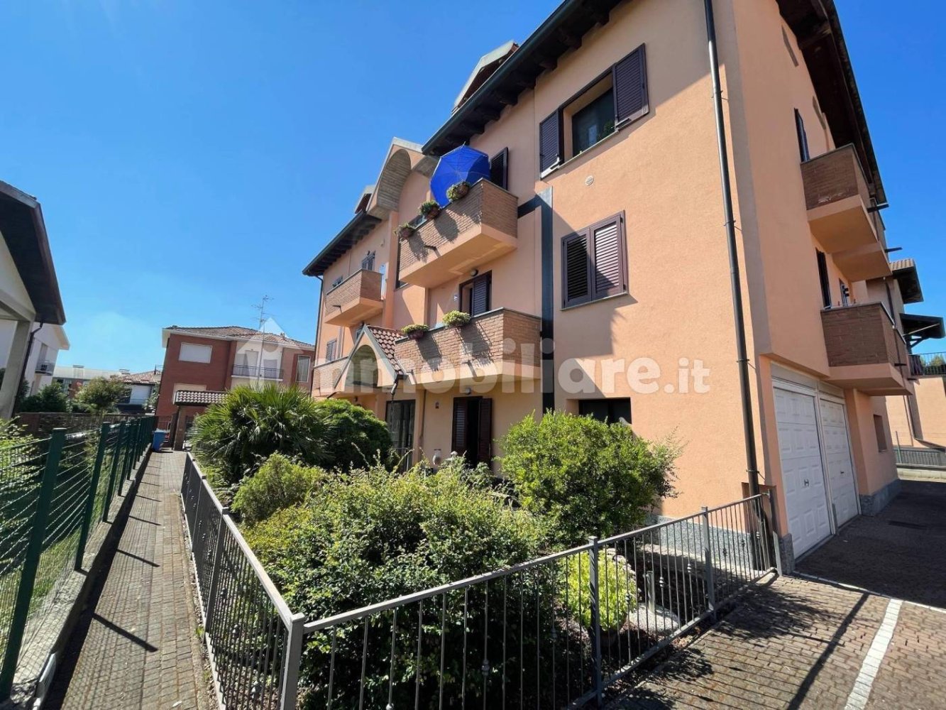 1 bedroom Apartment in Binasco, Italy No. 262068