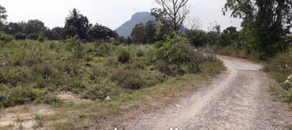  Commercial property in Cha-am, Thailand No. 14378 6