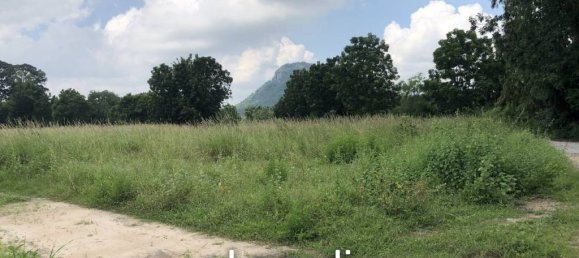  Commercial property in Cha-am, Thailand No. 14378 4